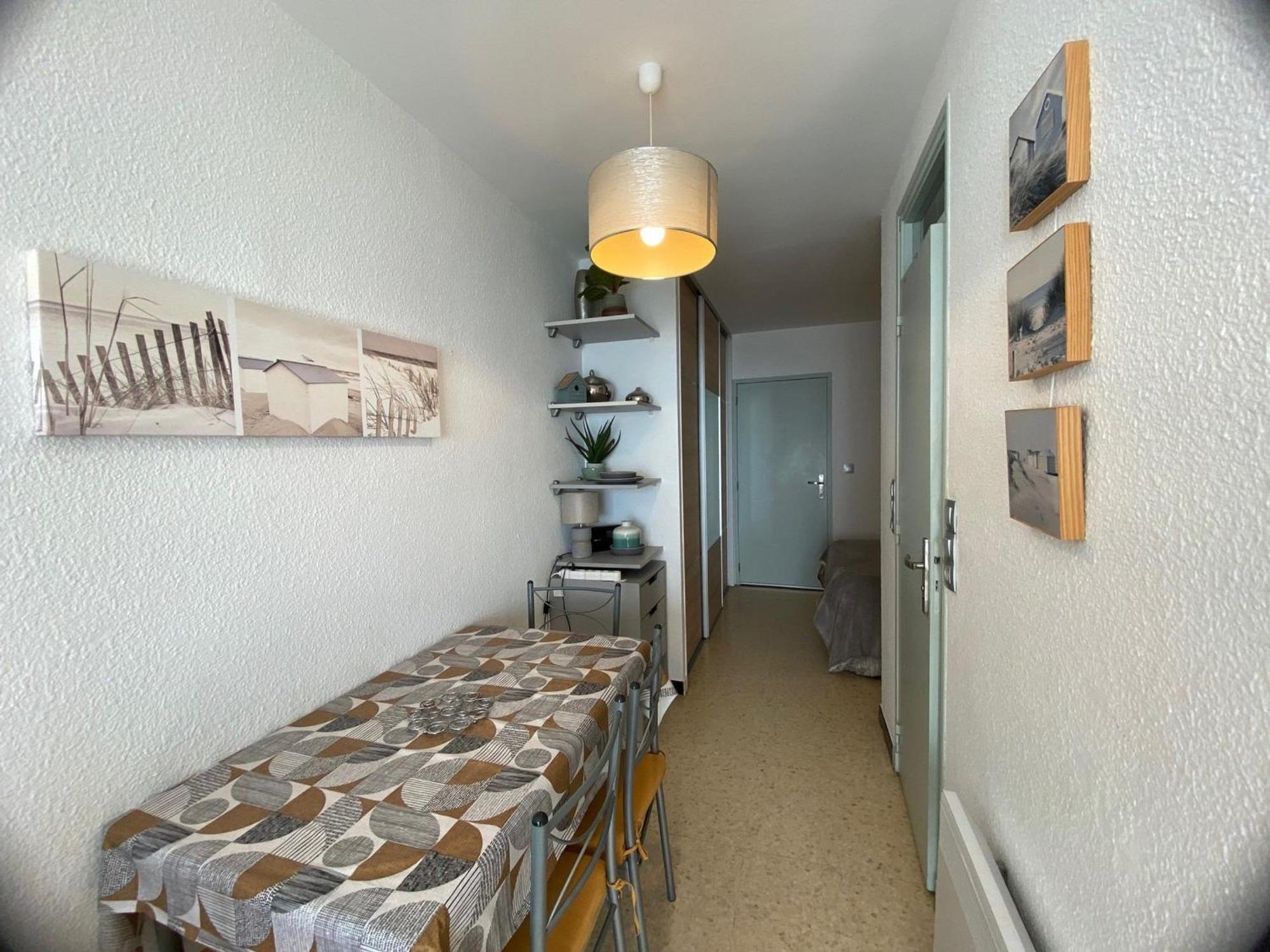 Appartement ⭐⭐ Face A L'Etang De Thau, Proche Thermes, Balcon Et Animaux Bienvenus - Fr-1-503-19 Balaruc-les-Bains Exterior photo